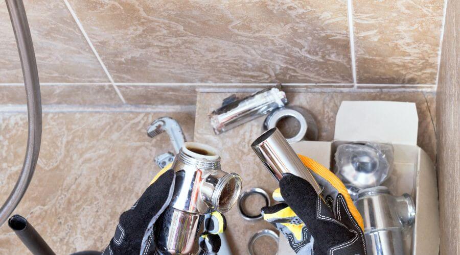 Expert Emergency Roof Repairs services in Bourbon, IN